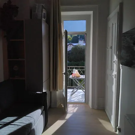 Confortable Avec Balcon A Apartment