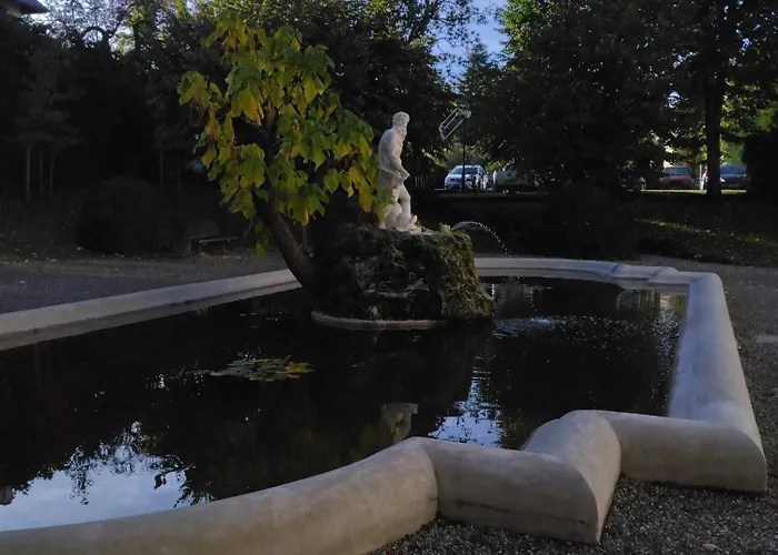 アパート Confortable Avec Balcon A